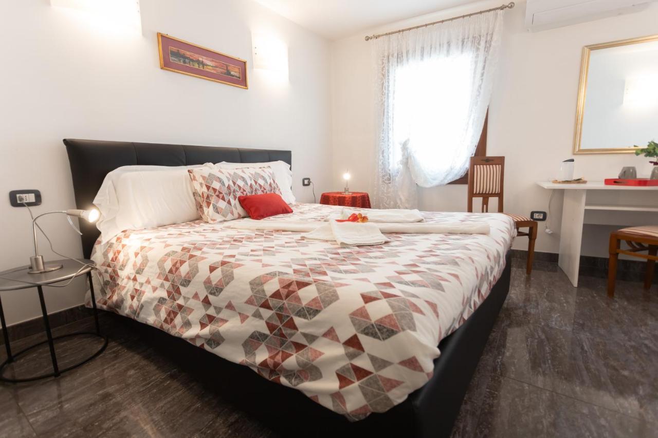 B&B Antico Orologio Chioggia Eksteriør bilde