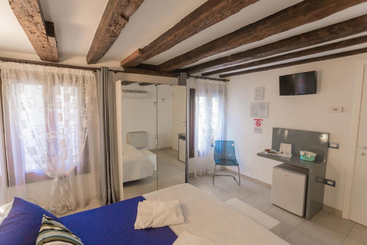 B&B Antico Orologio Chioggia Eksteriør bilde